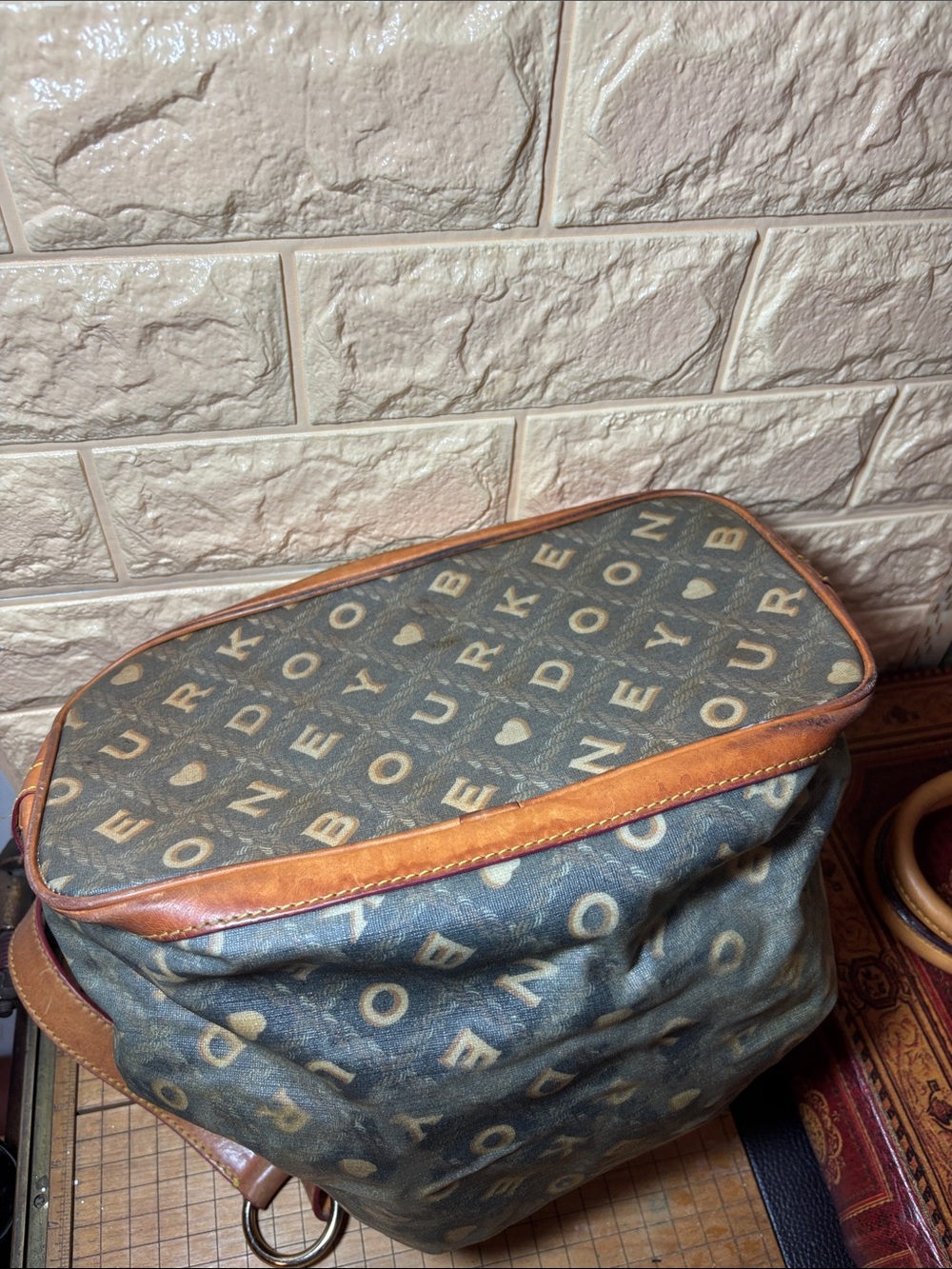 Dooney & Bourke Brown Leather Trim Green Monogram Bucket Bag w Mint Pink Wallet - Picture 9 of 17